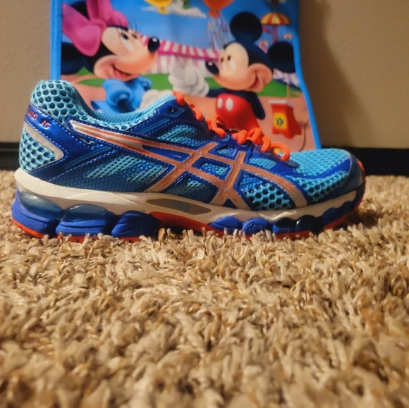 Rare ASICS Gel Cumulus 15 Women’s Running Shoe-Size 7.5(B) - Picture 4 of 10